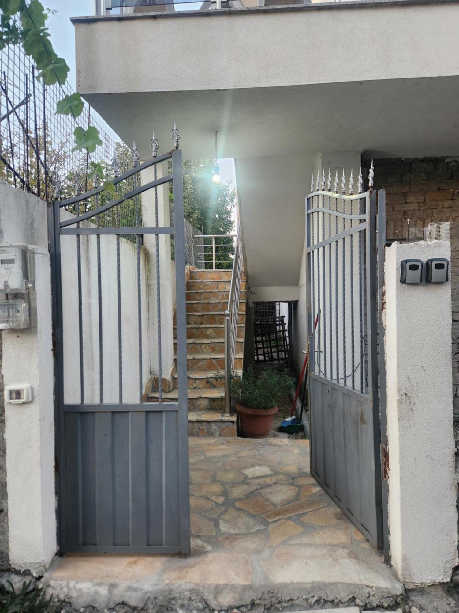 B&B Kroni 1 Shkodër Exteriér fotografie
